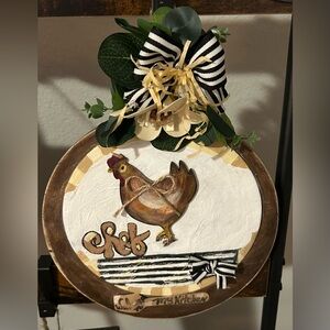 Farmhouse Chicken Wall Plaque with Bow